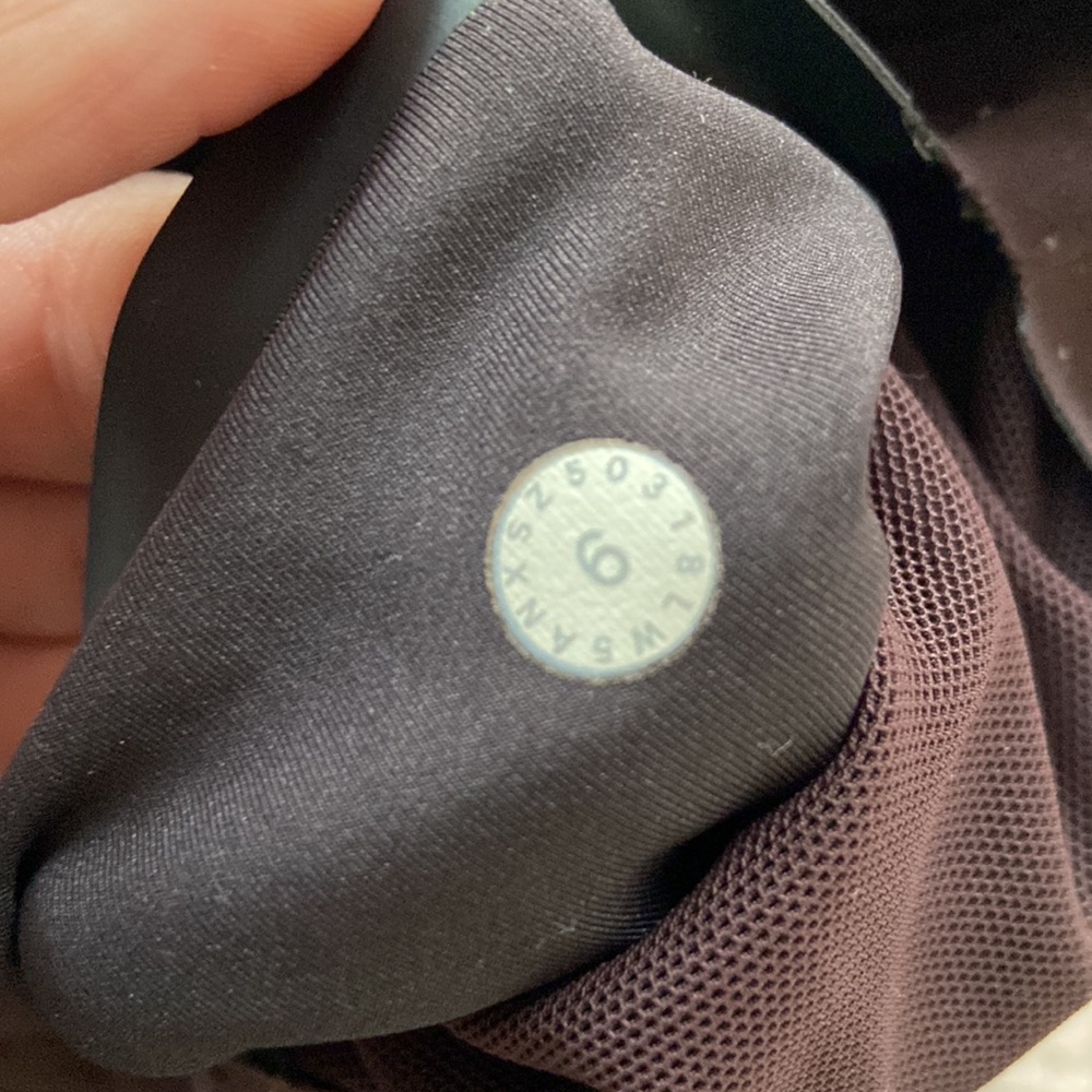 lululemon In-Movement Pant 7/8 - Picture 3 of 3